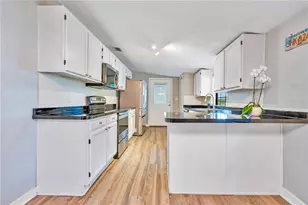 13713 Walden Sheffield Rd, Dover, FL 33527 - Photo 10