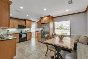 9326 Edison Rd, Lithia, FL 33547 - Photo 4