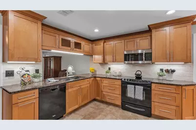 9326 Edison Road, Lithia, FL 33547 - Photo 10