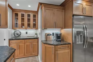 9326 Edison Rd, Lithia, FL 33547 - Photo 12