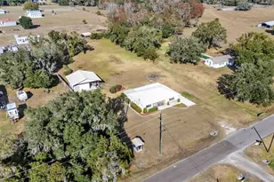 9326 Edison Rd, Lithia, FL 33547 - Photo 2