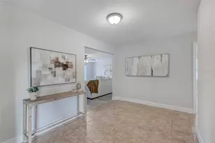 926 Meadowood Dr, Lakeland, FL 33809 - Photo 12