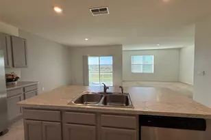 313 Sofia Ln, Lake Alfred, FL 33850 - Photo 4