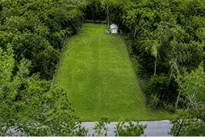 33469 August Avenue, Webster, FL 33597 - Photo 2
