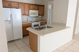 3215 Grand Pines Dr, Lakeland, FL 33810 - Photo 2