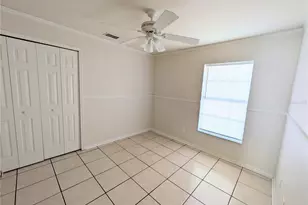 3215 Grand Pines Dr, Lakeland, FL 33810 - Photo 10