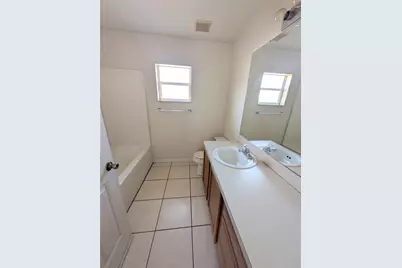 3215 Grand Pines Drive, Lakeland, FL 33810 - Photo 8