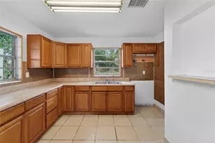 1437 Arlington Rd, Lakeland, FL 33805 - Photo 6