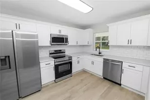 5105 Hayes Rd, Lakeland, FL 33811 - Photo 2