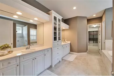 1711 Laurel Glen Place, Lakeland, FL 33803 - Photo 32