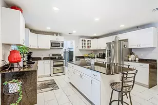 3437 Oakview Dr, Lakeland, FL 33811 - Photo 20