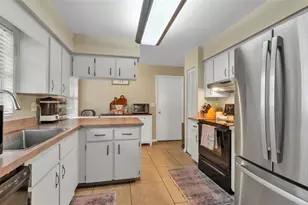 1308 Arrowhead Ct, Auburndale, FL 33823 - Photo 12