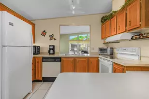 1730 Sherwood Hill Dr, Lakeland, FL 33810 - Photo 8