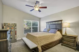 526 Palencia Pl, Lakeland, FL 33803 - Photo 14