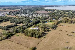 13 Bogey Dr, Winter Haven, FL 33881 - Photo 10