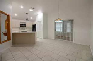 3150 Big Valley Dr, Lakeland, FL 33812 - Photo 4