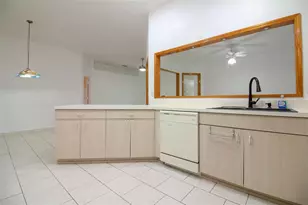 3150 Big Valley Dr, Lakeland, FL 33812 - Photo 8