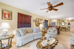 551 Grand Cayman Cir, Lakeland, FL 33803 - Photo 6
