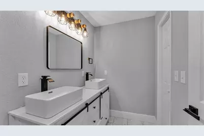 6117 Christina Drive E, Lakeland, FL 33813 - Photo 32