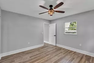 6117 Christina Dr E, Lakeland, FL 33813 - Photo 16