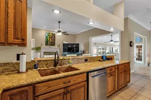 874 Stratford Dr, Lakeland, FL 33813 - Photo 16