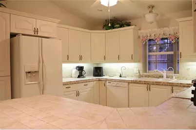 477 Sweetwater Way, Haines City, FL 33844 - Photo 2