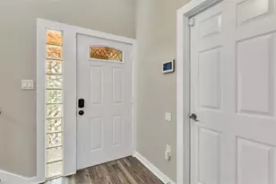 614 Mountain Lake Pl, Lakeland, FL 33813 - Photo 4