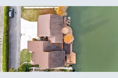 614 Mountain Lake Place, Lakeland, FL 33813 - Photo 2