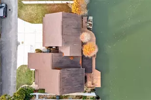 614 Mountain Lake Pl, Lakeland, FL 33813 - Photo 2