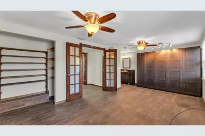 1203 Brandon Lakes Circle, Valrico, FL 33594 - Photo 28