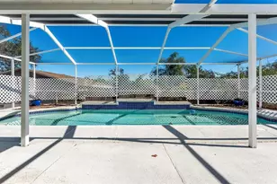 1203 Brandon Lakes Cir, Valrico, FL 33594 - Photo 40