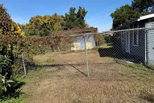 1049 Plateau Ave, Lakeland, FL 33815 - Photo 14