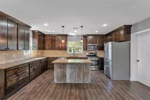 508 N St Cloud Ave, Valrico, FL 33594 - Photo 10