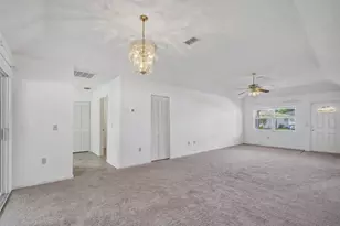 4938 Colonnades Cir E, Lakeland, FL 33811 - Photo 6