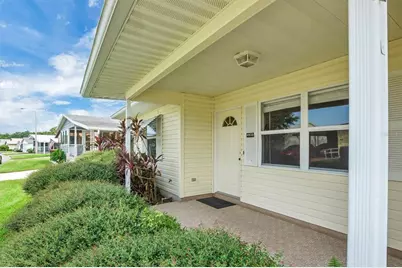 4938 Colonnades Circle E, Lakeland, FL 33811 - Photo 4