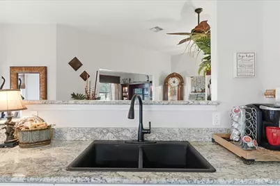 5740 Sandpipers Drive, Lakeland, FL 33809 - Photo 14