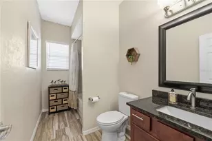 7949 Princeton Manor Cir, Lakeland, FL 33809 - Photo 12