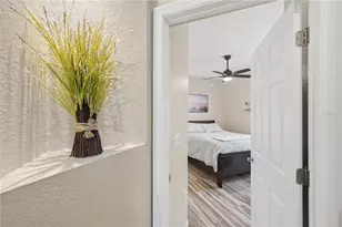 7949 Princeton Manor Cir, Lakeland, FL 33809 - Photo 10