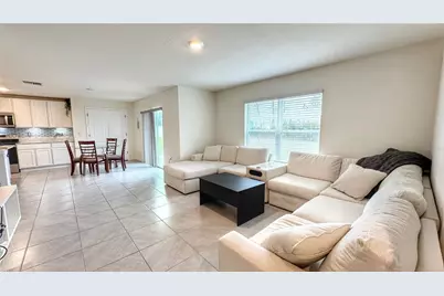 1206 Tahitian Sunrise Drive, Plant City, FL 33565 - Photo 4