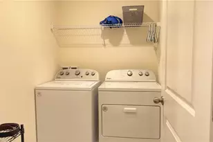 1206 Tahitian Sunrise Dr, Plant City, FL 33565 - Photo 14