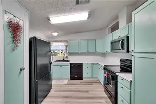 1811 Sherwood Hill Dr, Lakeland, FL 33810 - Photo 16