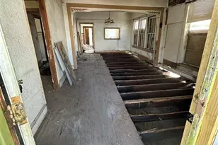 921 E 12th Ave, Tampa, FL 33605 - Photo 2