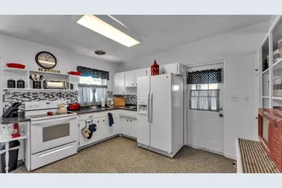 310 17th Street NE, Winter Haven, FL 33881 - Photo 4