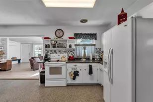 310 17th St NE, Winter Haven, FL 33881 - Photo 8