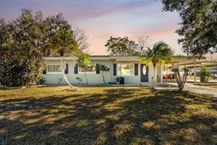 310 17th St NE, Winter Haven, FL 33881 - Photo 1