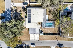 310 17th St NE, Winter Haven, FL 33881 - Photo 4