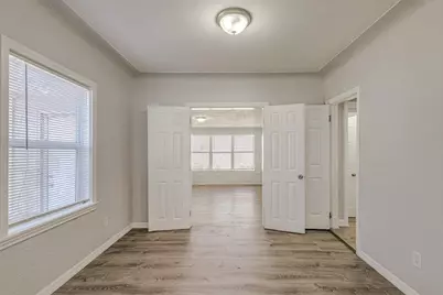 875 19th Avenue S #1/2, Saint Petersburg, FL 33705 - Photo 6