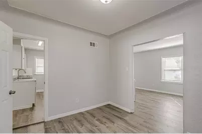 875 19th Avenue S #1/2, Saint Petersburg, FL 33705 - Photo 8