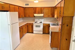 310 E Poinsettia St, Lakeland, FL 33803 - Photo 14