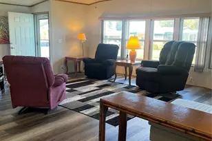 160 Sweet Cir, Winter Haven, FL 33884 - Photo 4